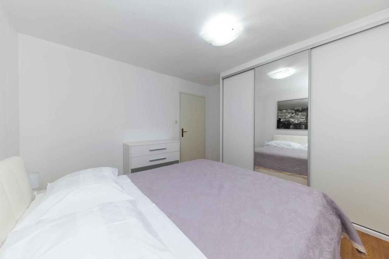 Happy Home Apartment Zadar Buitenkant foto
